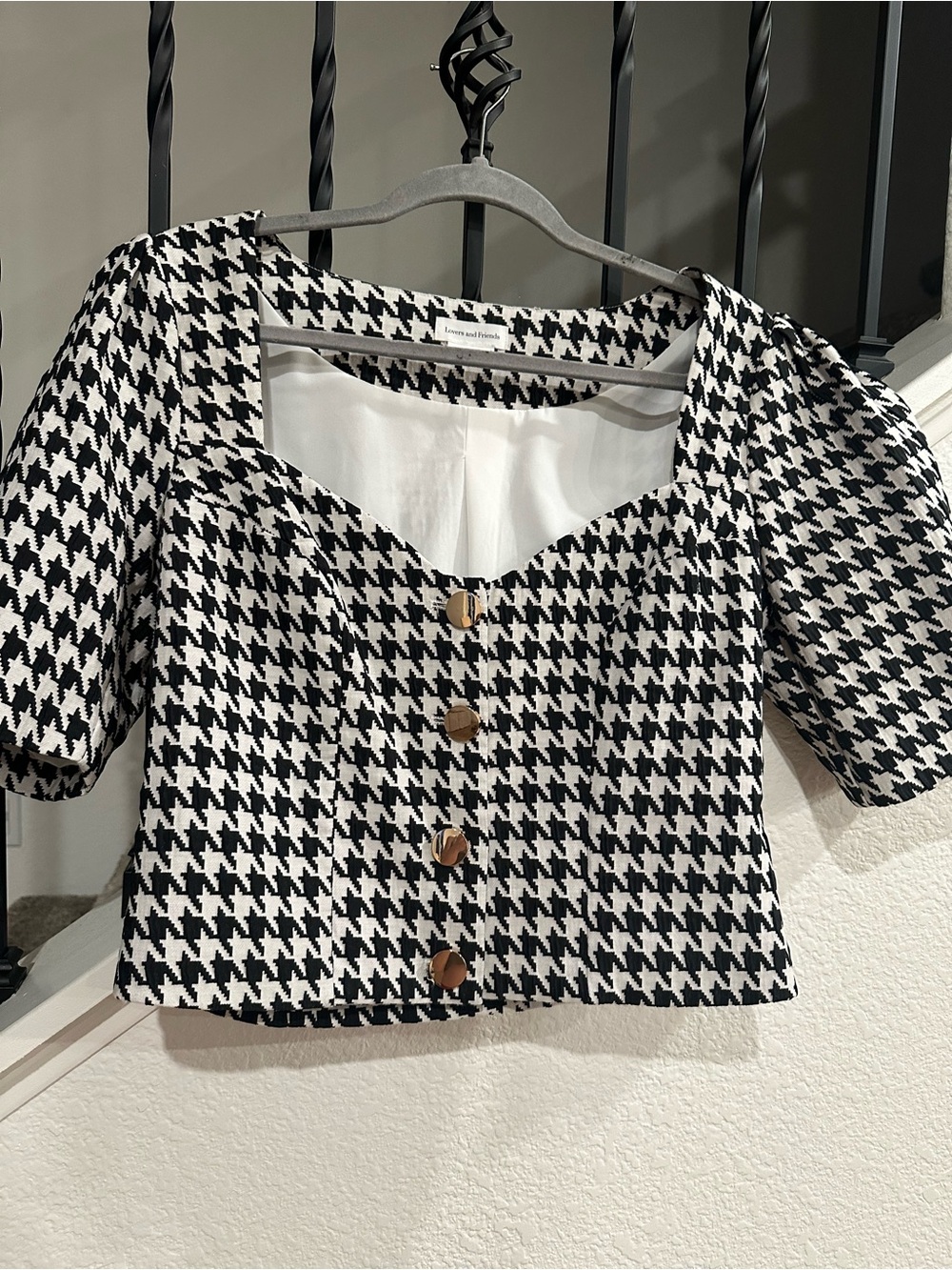 Houndstooth Button-Front Puff Sleeve Top - Black & White - women’s large